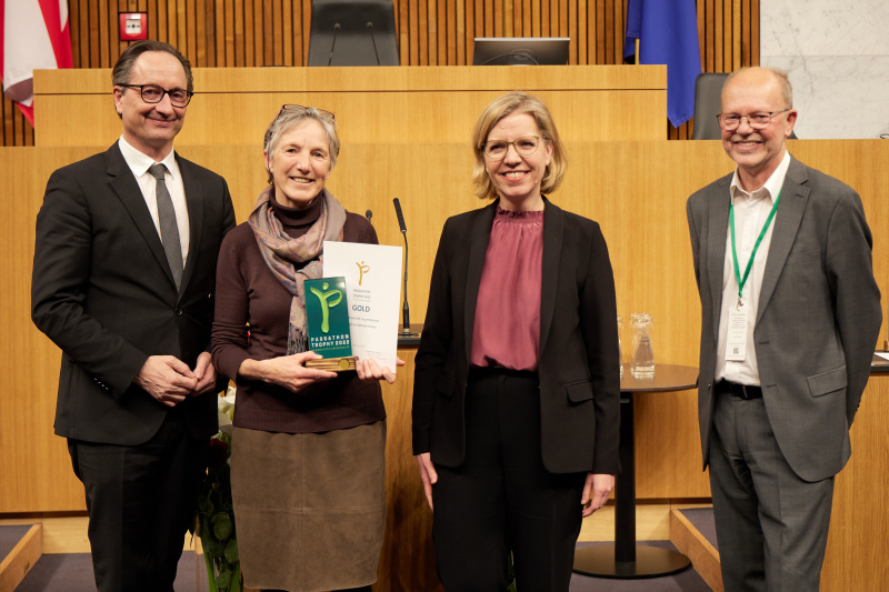 Überreichung der Auszeichnungen an die Gewinner:innen des passathon in der Kategorie „Gold“