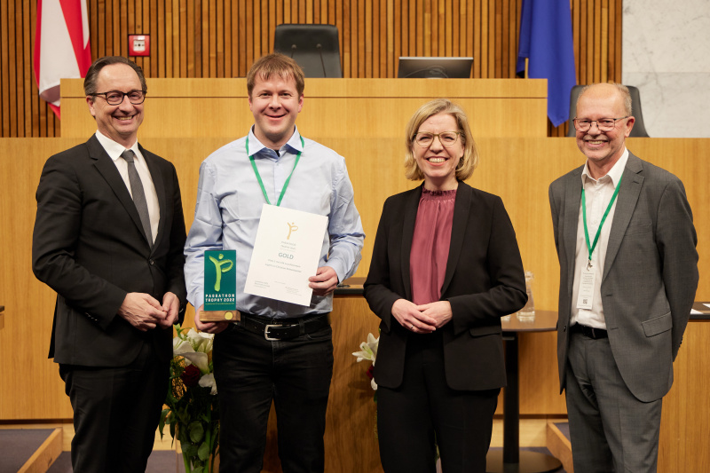 Überreichung der Auszeichnungen an die Gewinner:innen des passathon in der Kategorie „Gold“