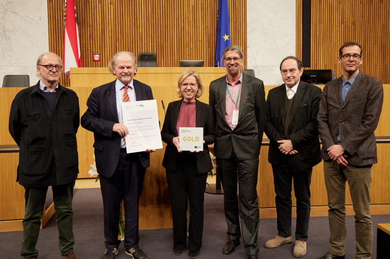 Gruppenfoto mit Infrastrukturministerin Leonore Gewessler (GRÜNE)