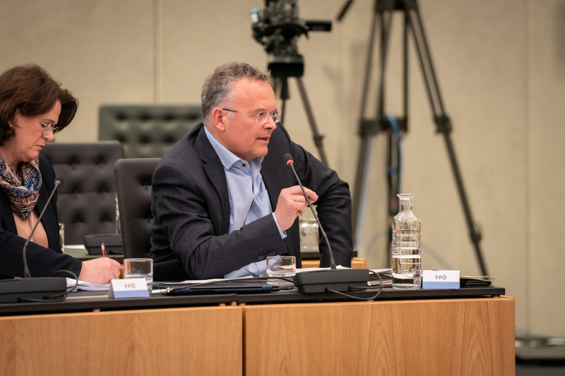 Nationalratsabgeordneter Gerald Hauser (FPÖ) am Wort
