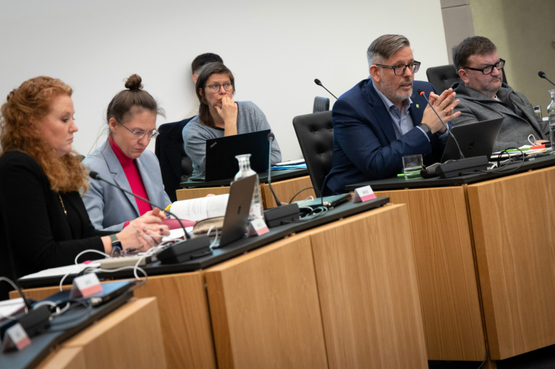 Fragerunde, Nationalratsabgeordneter Ralph Schallmeiner (GRÜNE) am Wort