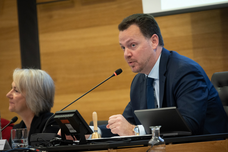 Nationalratsabgeordneter Gerhard Kaniak (FPÖ) am Präsidium