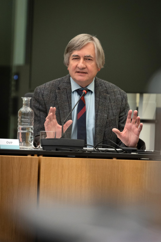 Fragerunde, Nationalratsabgeordneter Josef Smolle (ÖVP) am Wort