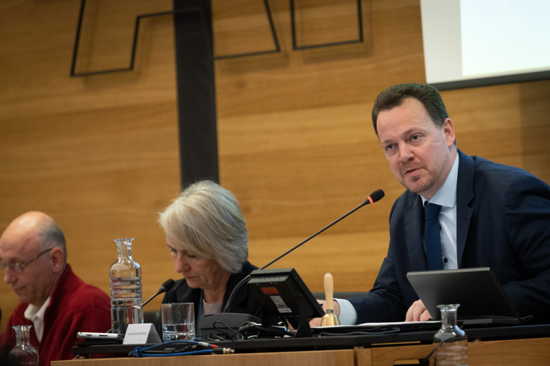 Nationalratsabgeordneter Gerhard Kaniak (FPÖ) am Präsidium