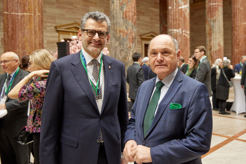 Von rechts: Nationalratspräsident Wolfgang Sobotka (ÖVP), Präsident des Österreichischen Rechtsanwaltskammertags Armenak Utudjian