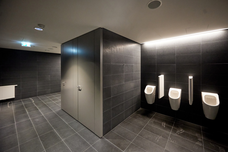Toiletten UG Stiege 4