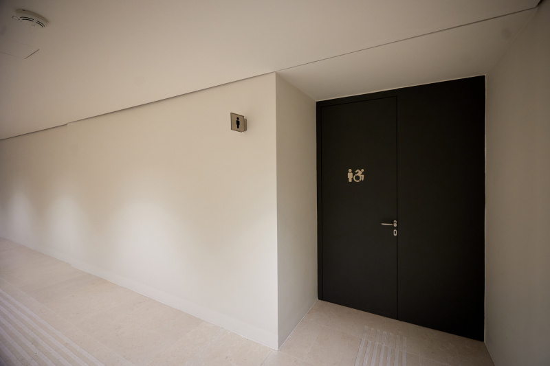 Toiletten UG Stiege 4