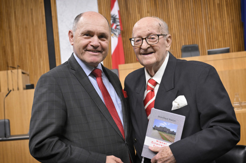 Von links: Nationalratspräsident Wolfgang Sobotka (ÖVP), Autor Manfried Welan