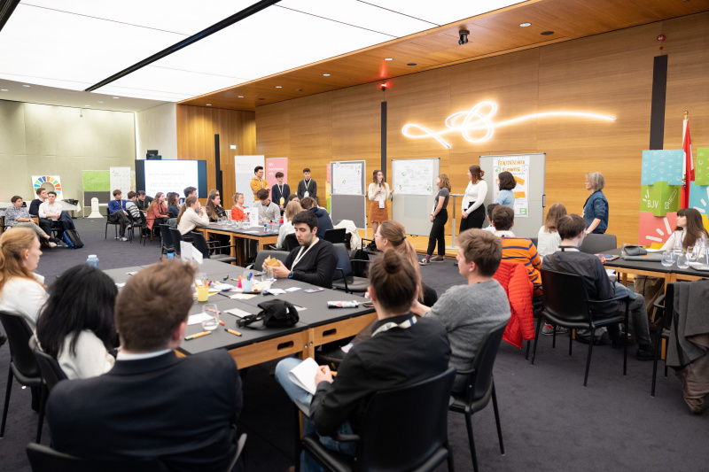 Ergebnispräsentation aus den Dialoggruppen des Klimajugendrats 2023