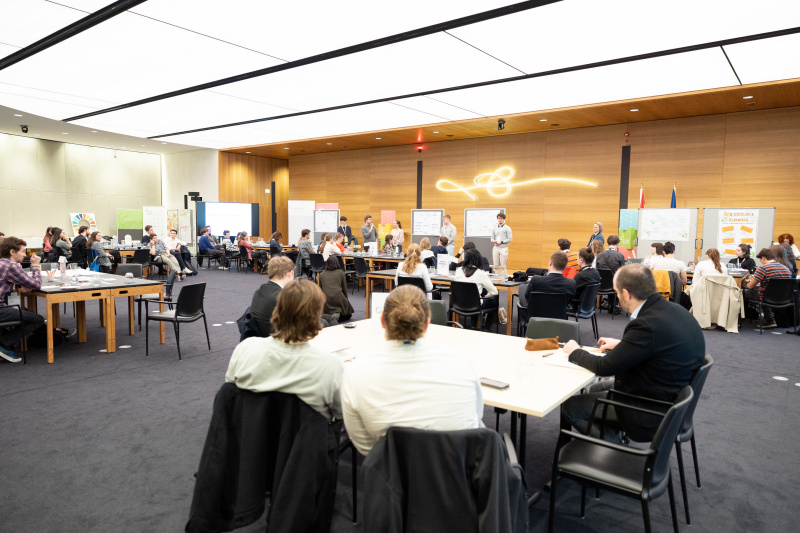 Ergebnispräsentation aus den Dialoggruppen des Klimajugendrats 2023