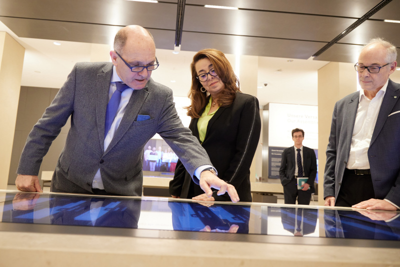 Von links: Nationalratspräsident Wolfgang Sobotka (ÖVP), Generaldirektorin des Büros der Vereinten Nationen Ghada Fathi Waly