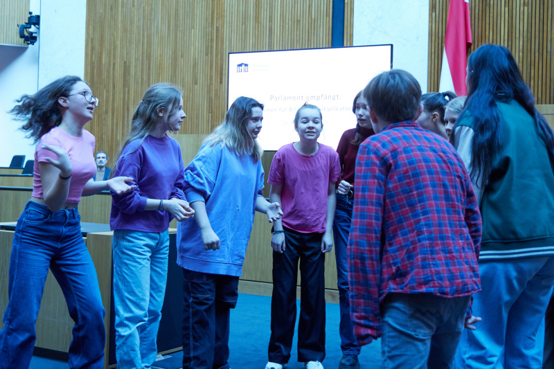 Sketch der Theatergruppe "Dschungel Wien" - Simulierte Nachtaufführung