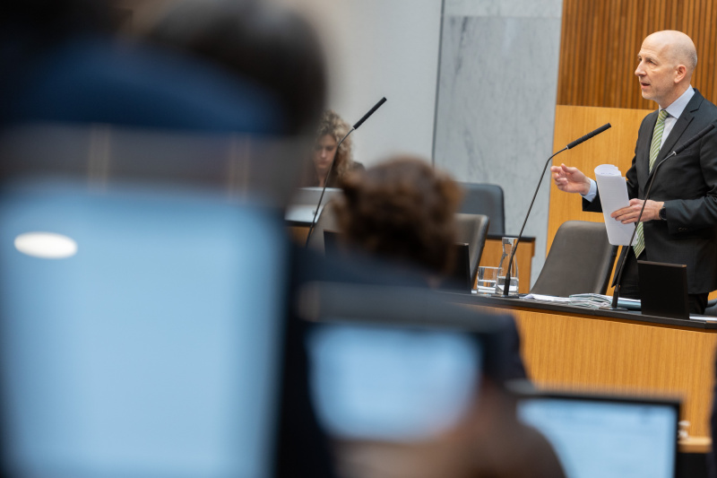 Bundesminister für Arbeit Martin Kocher auf der Regierungsbank