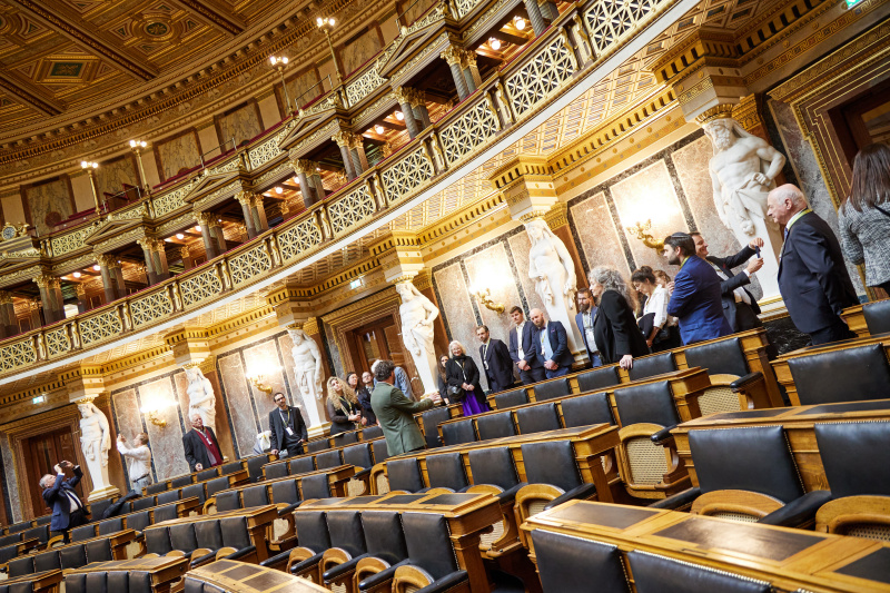 Führung durch das Parlament
