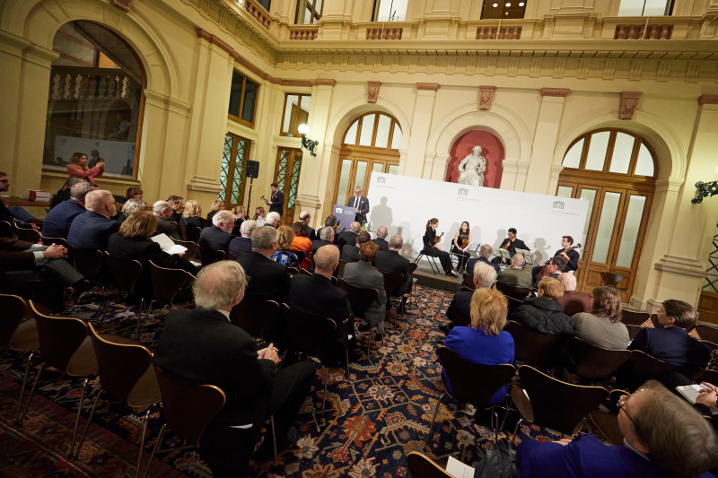 Eröffnungsworte des Dritten Nationalratspräsidenten Norbert Hofer (FPÖ)