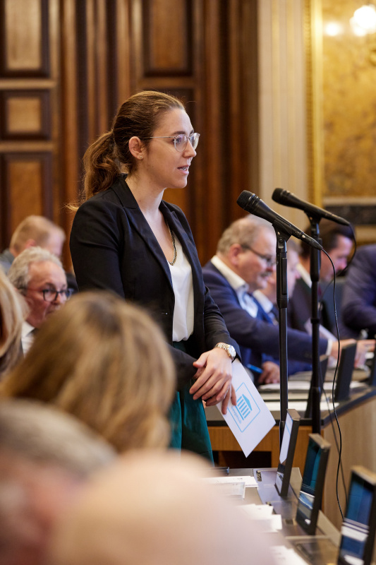Fragestunde an Integrationsministerin Susanne Raab (ÖVP), Frage von Bundesrätin Elisabeth Wolff (ÖVP)