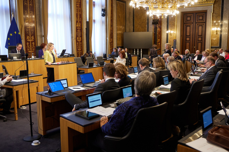 Fragestunde an Integrationsministerin Susanne Raab (ÖVP), Frage von Bundesrätin Eva Prischl (SPÖ)