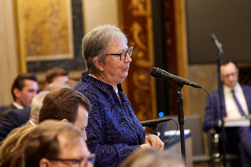 Fragestunde an Integrationsministerin Susanne Raab (ÖVP), Frage von Bundesrätin Klara Neurauter (ÖVP)