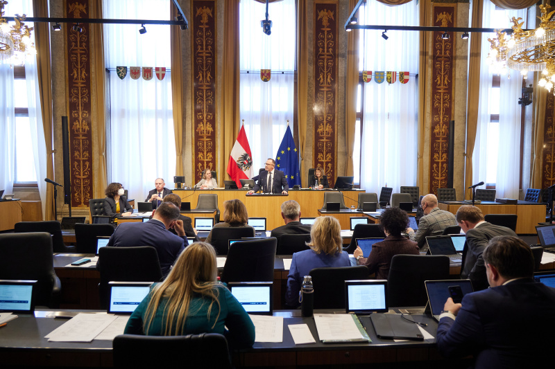 Am Redner:innenpult Bundesrat Günter Pröller (FPÖ)