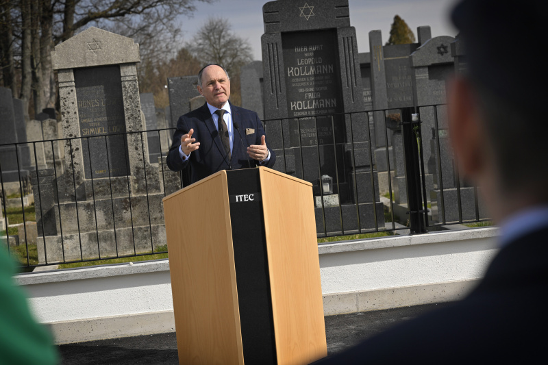 Von links: Nationalratspräsident Wolfgang Sobotka (ÖVP), Belarussische Bürgerrechtlerin Svetlana