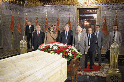 Besuch des Mausoleums König Mohammed V und Hassan II. Von links: Botschafterin Anna Jankovic, Nationalratspräsident Wolfgang Sobotka (ÖVP)