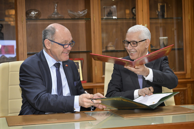 Unterzeichnung Memorandum of Understanding. Von links: Nationalratspräsident Wolfgang Sobotka (ÖVP), Parlamentspräsident von Marokko Rachid Talbi El Alami