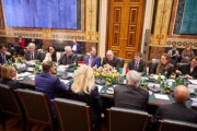 Arbeitsgespräch. Österreichische Delegation mit Nationalratspräsident Wolfgang Sobotka (ÖVP) (4. von rechts)