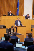 Am Rednerpult Nationalratsabgeordneter Rainer Wimmer (SPÖ)