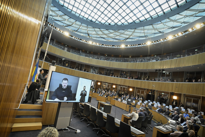 Videoansprache des ukrainischen Präsidenten Wolodymyr Selenskyj