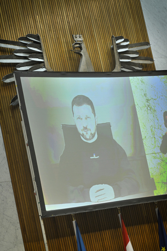 Videoansprache des ukrainischen Präsidenten Wolodymyr Selenskyj