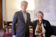 Josefine Kothbauer zu Besuch bei Parlamentsdirektor Harald Dossi
