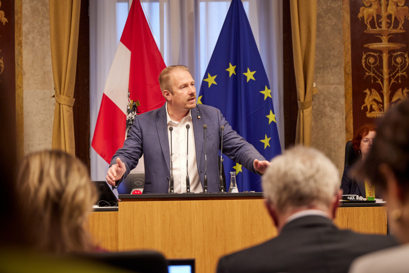 Am Rednerpult Bundesrat Markus Leinfellner (FPÖ)