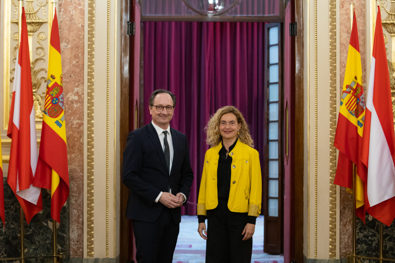 Von links: Bundesratspräsident Günter Kovacs (SPÖ), Präsidentin des Abgeordnetenhauses Meritxell Batet Lamaña