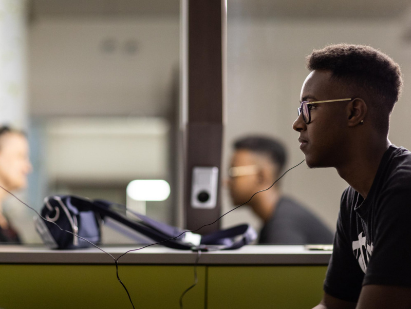 Wiener Festwochen - Close Encounters Sujet Programmbuch