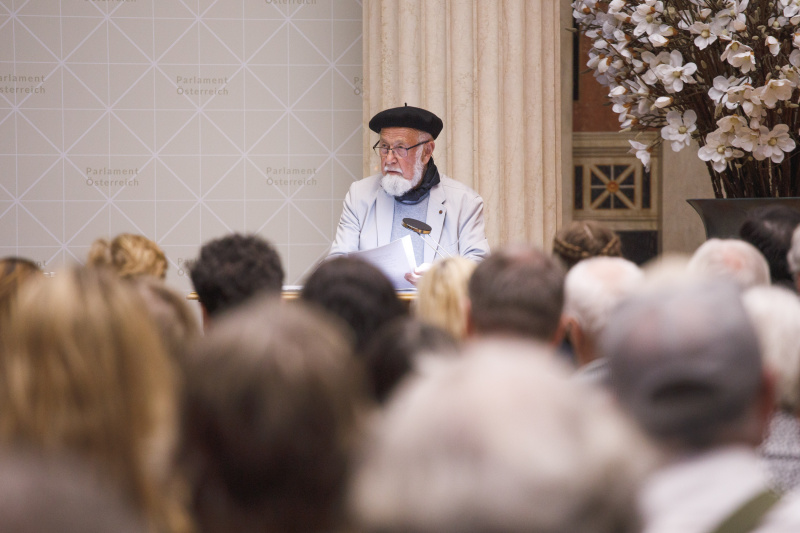 Lesung von Elazar Benyoëtz - Lyriker