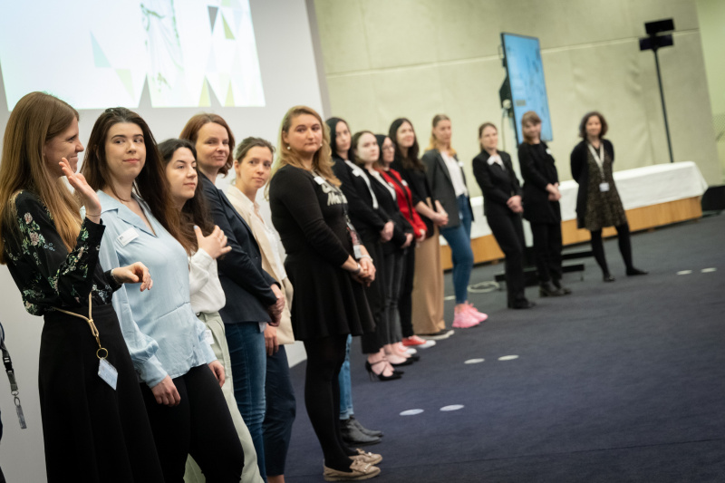 Begrüßung der Teilnehmerinnen durch Parlamentsvizedirektorin Susanne Janistyn-Novák