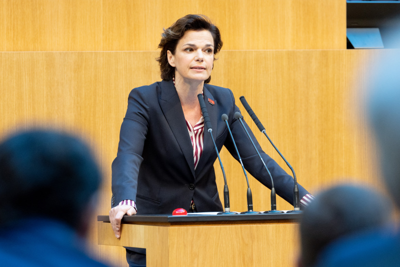 Klubobfrau Pamela Rendi-Wagner (SPÖ) am Rednerpult