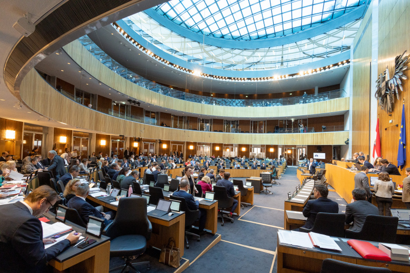 Blick ins Plenum während der Rede von Vizekanzler Werner Kogler (GRÜNE)