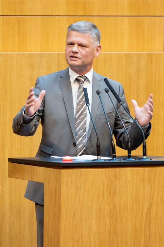 Nationalratsabgeordneter Andreas Hanger (ÖVP) am Rednerpult