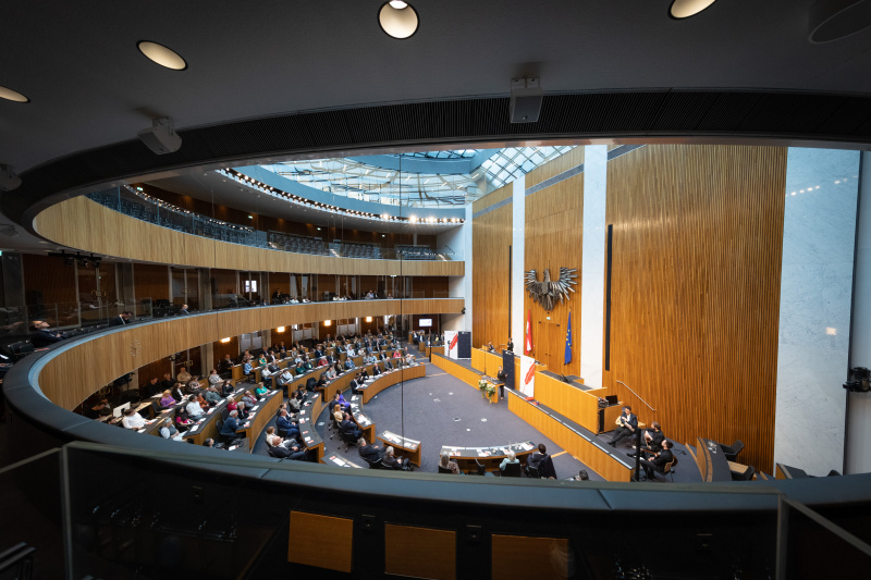 Laudatio Menschenrechte Journalistin Corinna Milborn, Blick in den Saal