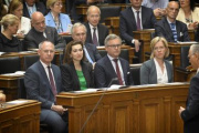 Von links: Innenminister Gerhard Karner (ÖVP), Justizministerin Alma Zadic (GRÜNE), Finanzminister Magnus Brunner (ÖVP), Klimaministerin Leonore Gewessler (GRÜNE)