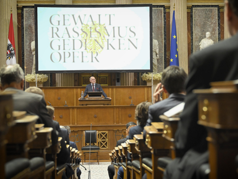 Eröffnungsworte. Nationalratspräsident Wolfgang Sobotka (ÖVP)