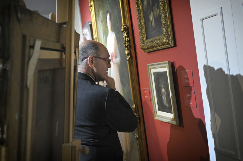 Nationalratspräsident Wolfgang Sobotka (ÖVP) beim Besuch der Galerie der Matica Srpska