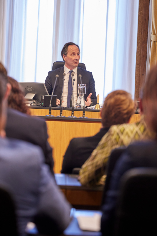 Eröffnung und Begrüßung durch Bundesratspräsident Günter Kovacs (SPÖ)