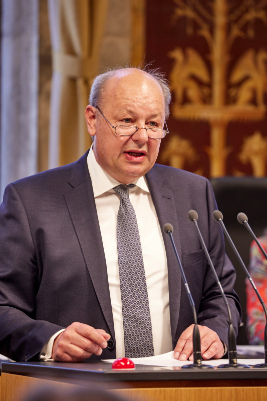 Referate von Geschäftsführer Verein zur Förderung der Qualität in der Betreuung älterer MenschenGeschäftsführer Johannes Wallner