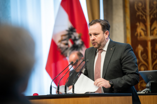 Am Rednerpult Bundesrat Franz Ebner (ÖVP)