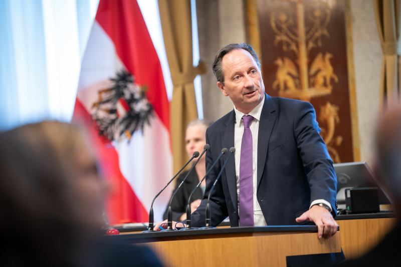 Am Rednerpult Bundesratspräsident Günter Kovacs (SPÖ)