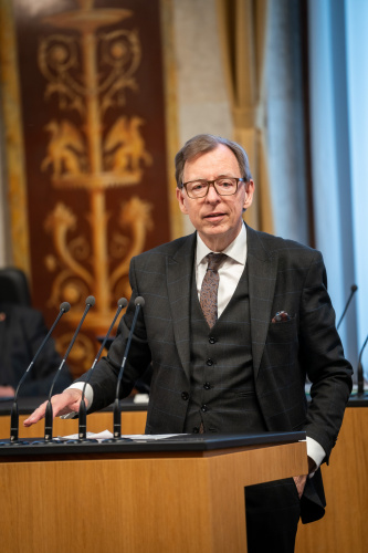 Am Rednerpult Bundesrat Christian Buchmann (ÖVP)
