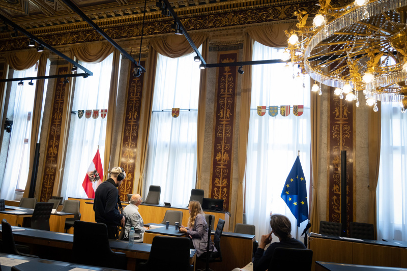 Tatjana Lukáš interviewt Verfassungs- und Verwaltungsjurist Peter Bußjäger