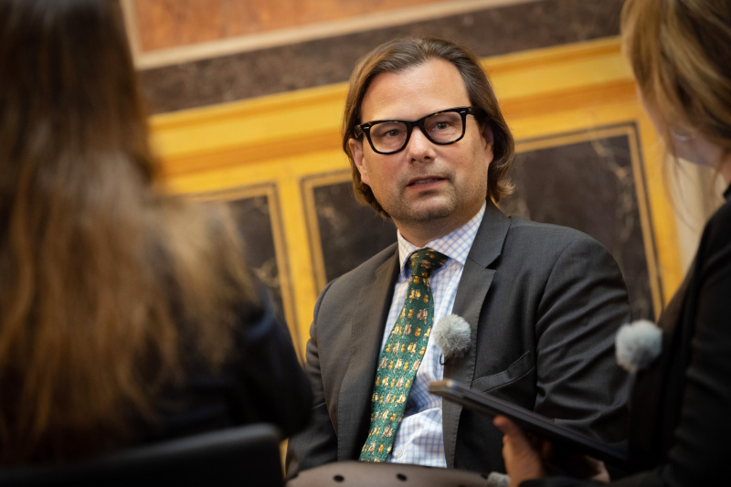 Philipp Neuhauser - Ausschussangelegenheiten Bundesratsdienst im Interview mit Tatjana Lukáš